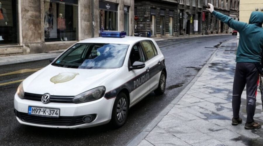 Muškarac poginuo nakon pada sa zgrade tržnog centra