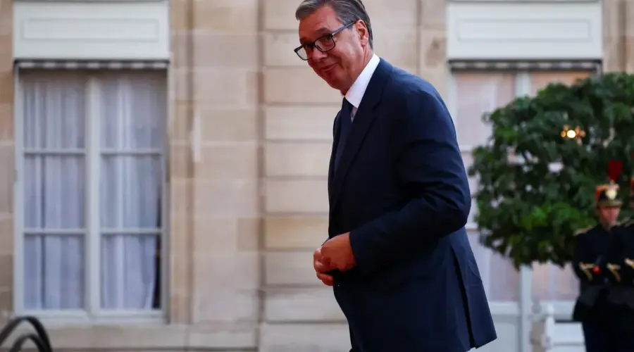 Na ceremonijalnoj funkciji odlučivao o svemu, kakvu je kombinatoriku Vučić spremio za predsedničke izbore