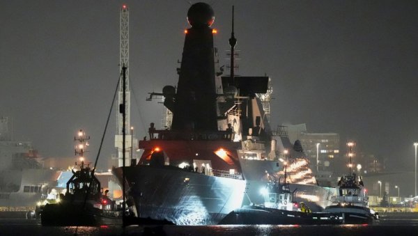АМЕРИ КРЕНУЛИ НА ПУТИНА! САД распоређују најмоћнији разарач право у домет руских база на Арктику – СВЕТ НА ИВИЦИ СУКОБА!