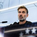 Nezapamćeni haos na konferenciji Jirgena Klopa! Selektor Nemačke žestoko napao novinara - "Patetično je da zarađuješ za život…