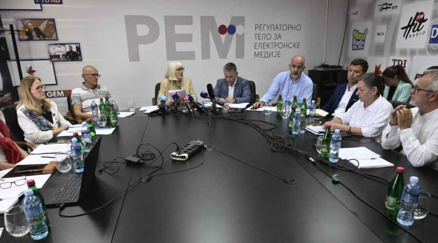 Ni treći pokušaj nije uspeo: Savet REM-a ponovo bez predsednika