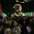 Nišlije dočekale studente bicikliste, SNS aktivisti postavljali štandove na planirane lokacije dočeka