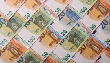 Novčani horoskop za oktobar: Blizanci ne treba da potpisuju ništa važno, a Lavovima se gomilaju troškovi | Srpska dijaspora