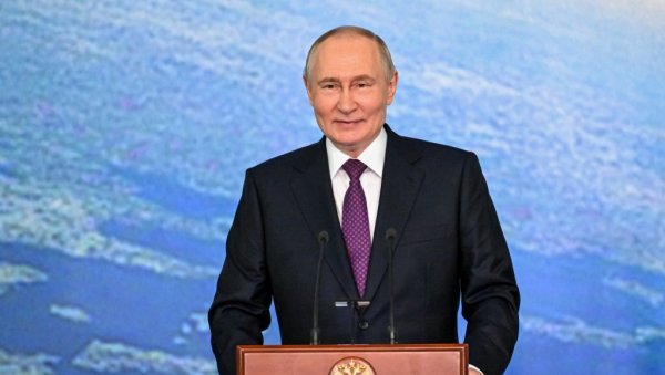 ПРЕВИРАЊА У АМЕРИЧКОМ КОНГРЕСУ: Ништа од нове туре санкција Русији? ПРЕВИРАЊА У АМЕРИЧКОМ КОНГРЕСУ: Ништа од нове туре санкција Русији?