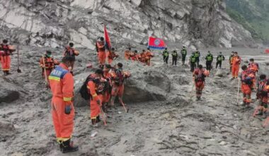 Novi bilans: Više od 1.000 osoba poginulo u poplavama u Nepalu i Kini