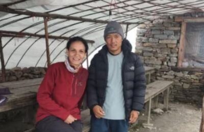 OGLASILA SE ĆERKA SRPKINjE NESTALE U NEPALU: Sve je u redu, na sigurnom je