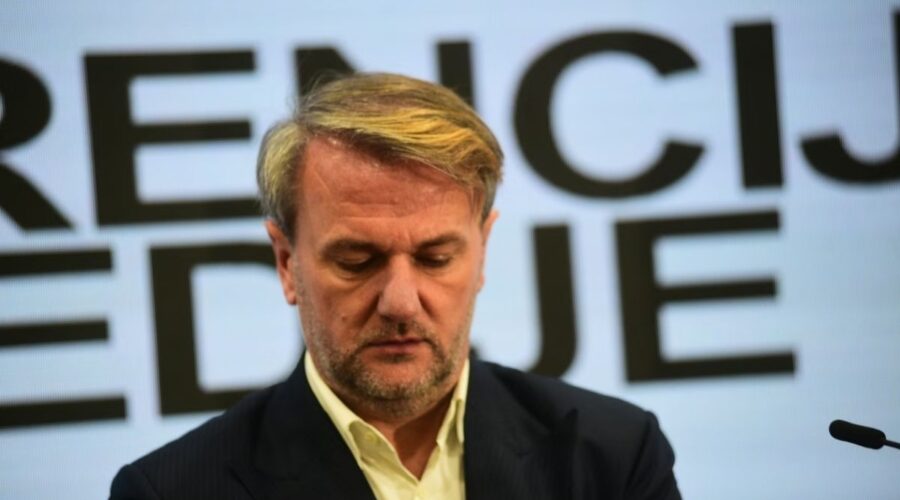 OSTOJA MIJAILOVIĆ OSTAJE NA ČELU PARTIZANA: Odluka doneta na vanrednoj sednici Skupštine crno-belih!