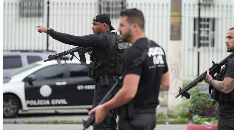 OSUMNJIČEN ZA 16 UBISTAVA, TVRDI DA IH JE 80: Brazilac uhapšen dok je pokušavao da pobegne prerušen u ženu!