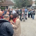 Održan protest aktivista zbog vršnjačkog nasilja u školi u Mrčajevcima