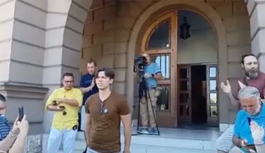 Oglasili se studenti iz Niša o odluci Senata da ne primi SNS fakultet za svog člana: Pogledajte kako slave VIDEO