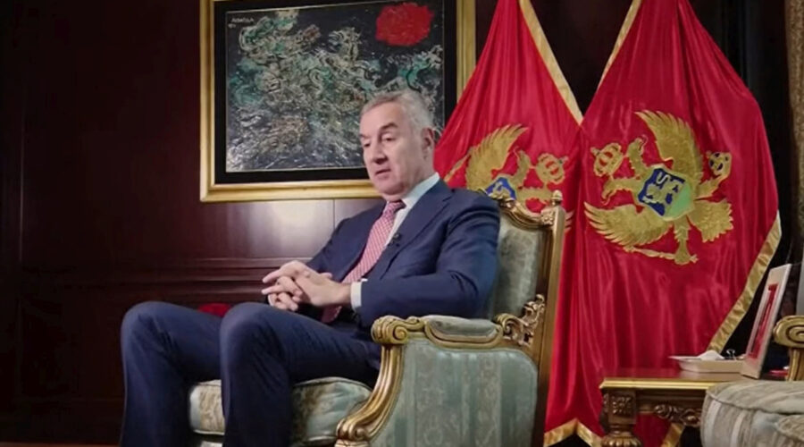 PODNETA KRIVIČNA PRIJAVA PROTIV MILA ĐUKANOVIĆA: Bivši šef države se tereti za pljačku tešku desetine miliona evra!