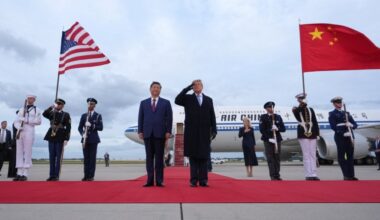 POLITIČKI TEATAR VELIKIH SILA ILI NOVA STRATEŠKA STABILNOST: Šta Trampov i Sijev trijumf lične diplomatije donosi uzdrmanom svetu