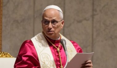 Papa pozvao Rusiju i Ukrajinu da sednu za pregovarački sto