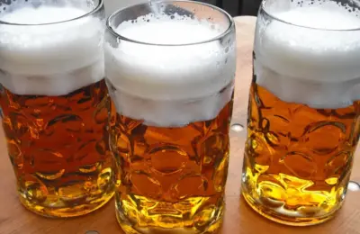 Paprene cene na švajcarskom Oktoberfestu: Krigla piva 19 evra | Srpska dijaspora