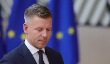 Peter Mađar osumnjičen za krađu telefona: Parlament mu ukinuo imunitet