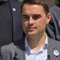 Petrović podržao studente, napušta Srbija centar
