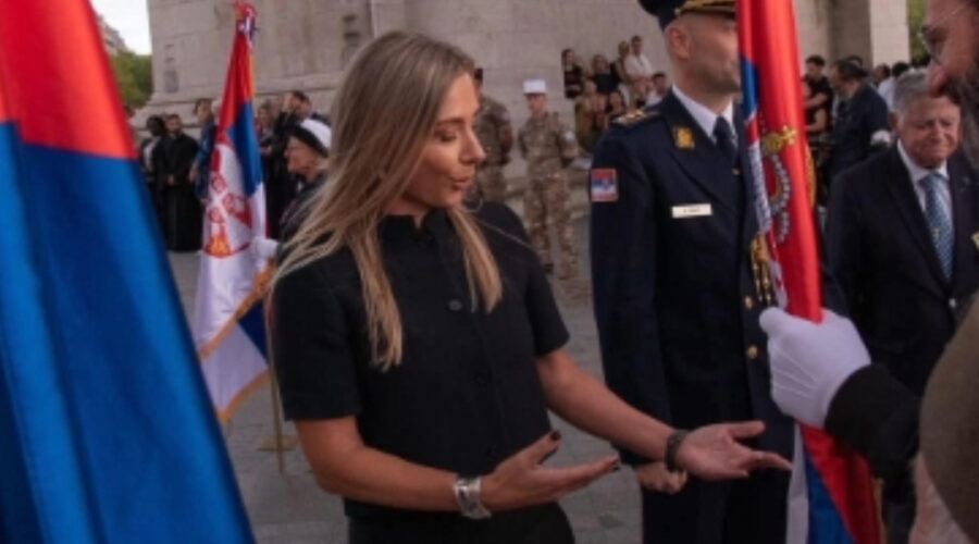 Pod Trijumfalnom kapijom obnovljeno sećanje na savezništvo Srbije i Francuske | Srpska dijaspora