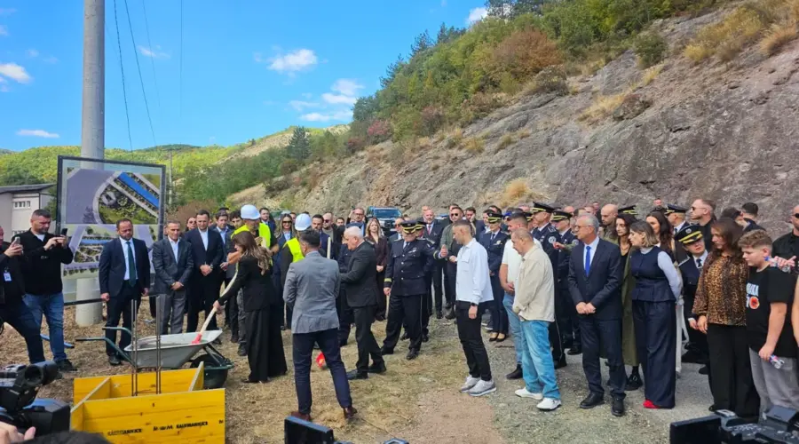 Položen kamen temeljac za spomenik ubijenom kosovskom policajcu Afrimu Bunjaku na godišnjicu Banjske