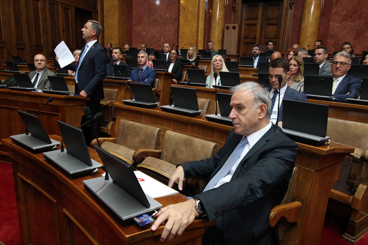 ponos-(srce):-vucic-se-nudi-kao-spasilac-od-neizvesnosti-koju-je-sam-stvorio ponos-(srce):-vucic-se-nudi-kao-spasilac-od-neizvesnosti-koju-je-sam-stvorio
