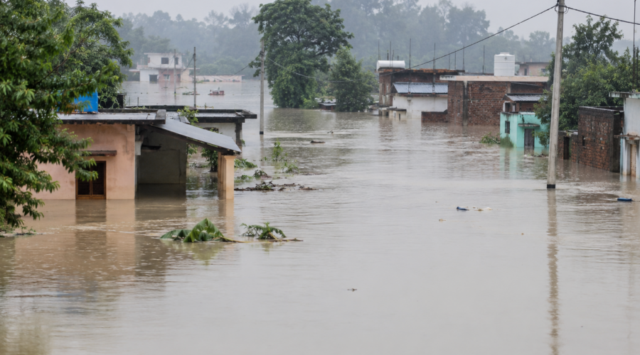 Poplave odnele najmanje 62 života u Indiji: Više od 1.000 kuća oštećeno, desetine povređenih