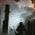 Požar u staračkom domu kod Lukavca: Dve osobe teško povređene, jedna na respiratoru