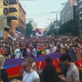 Prajd pod sloganom "Ima mesta za sve nas" u Beogradu: Šetnja završena kod Manježa, policija sprečila grupu da priđe učesnicima…