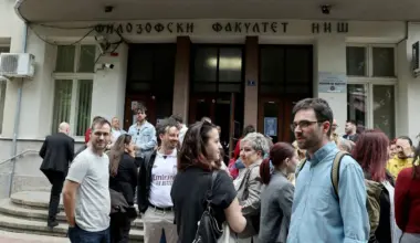 Prikupljeno 1,5 miliona dinara za zaposlene na Filozofskom u Nišu, kampanja se nastavlja
