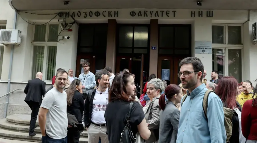 Prikupljeno 1,5 miliona dinara za zaposlene na Filozofskom u Nišu, kampanja se nastavlja