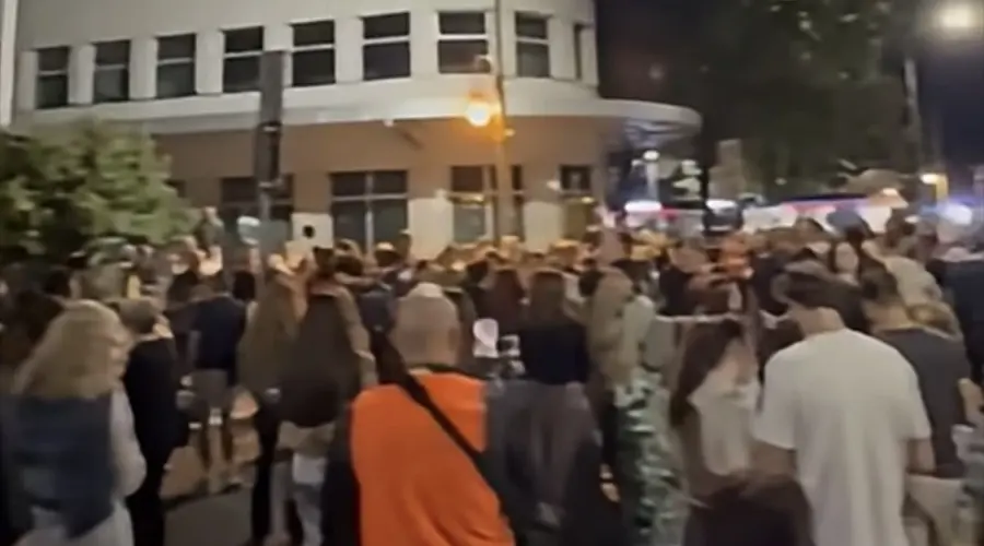 Protest u Nišu zbog odbijanja opštinskih overavača da overavaju potpise za Studentsku listu