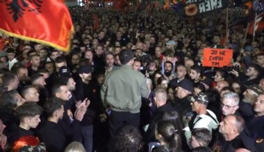 Protesti u Prištini zbog Tačija: Zakletva OVK i “oslobođenje i ujedinjenje albanskih zemalja”