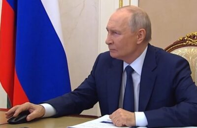 Putin glasao onlajn na izborima za Državnu dumu