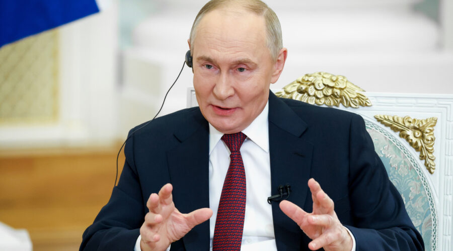 Putin naredio da se napadi na Kijev obustave u trajanju od 3 dana