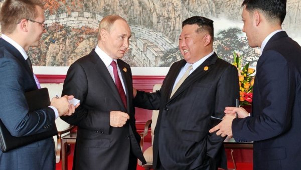 БЕЗ СУМЊЕ ЋЕМО НАСТАВИТИ НАЈТЕСНИЈУ ЗАЈЕДНИЧКУ САРАДЊУ: Путин разговарао са Ким Џонг Уном о односима две земље