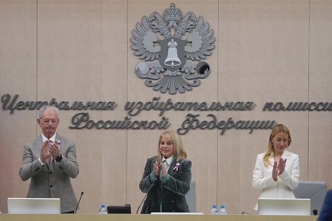 Putinova stranka osvojila tri četvrine mesta u Dumi