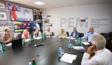 REM zvanično počeo monitoring sadržaja u predizbornoj kampanji: “Prate se politički akteri, mediji, ali i analitičari”