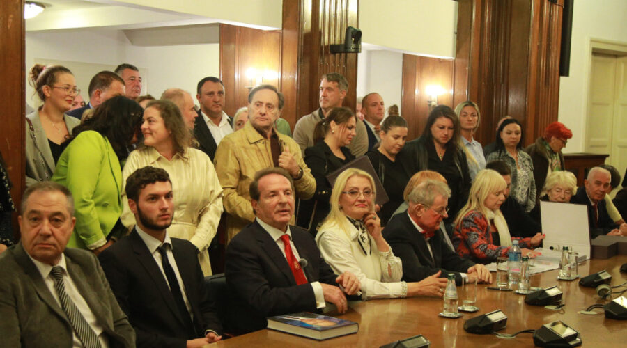 RIK proglasio izborne liste “Bogoljub Karić – Pokret snaga Srbije – BK” i “Ćale, ovo je za tebe – Petar Đurić”