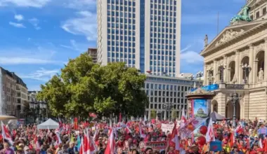 Radnici izašli na ulice: Masovni protesti protiv politike nemačke vlade | Srpska dijaspora