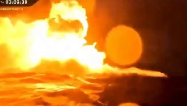 УСПЕШНА МИСИЈА: Ракета Илона Маска експлодирала у ватрену лопту (ВИДЕО) УСПЕШНА МИСИЈА: Ракета Илона Маска експлодирала у ватрену лопту (ВИДЕО)