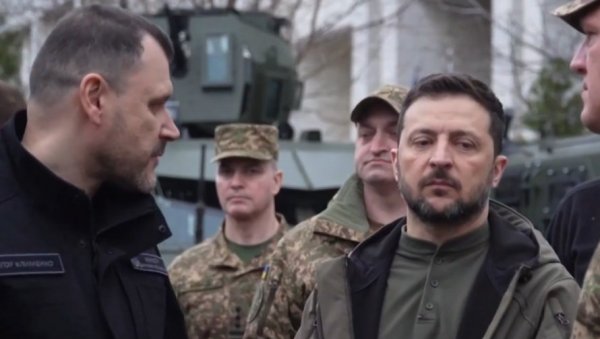 КИЈЕВ ПОСТАО БОЈНО ПОЉЕ СОПСТВЕНИХ СЛУЖБИ: ГУР и СБУ ратују у срцу украјинског режима КИЈЕВ ПОСТАО БОЈНО ПОЉЕ СОПСТВЕНИХ СЛУЖБИ: ГУР и СБУ ратују у срцу украјинског режима