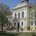 Roditelji Jovinih đaka: Sramotne izjave Ane Brnabić koja je podržala gašenje Jovine gimnazije