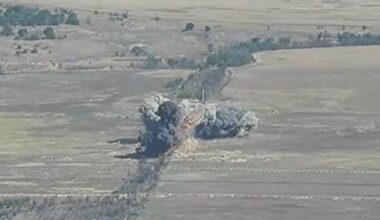 Rusi bacili fab-250 bombe na Ukrajince