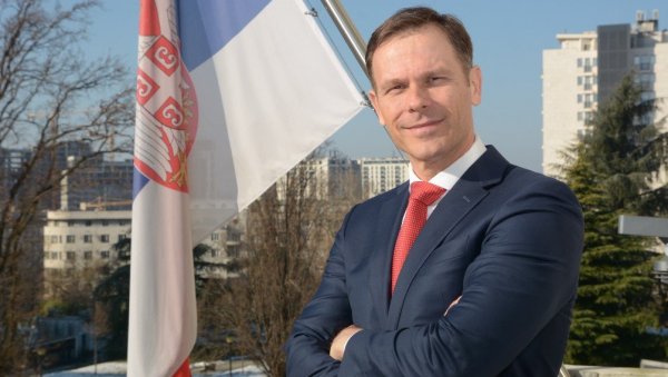 СЈАЈНА ВЕСТ ЗА ГРАЂАНЕ Министар Мали потврдио: Стиже 6.000 динара