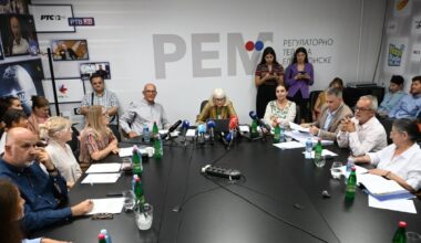 SKANDALOZNA ODLUKA! REM neće raditi monitoring Informera tokom izborne kampanje!