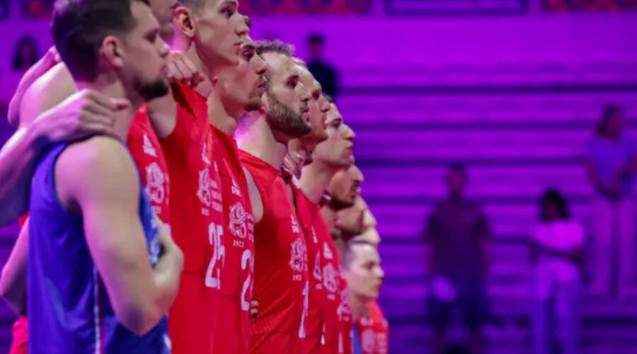 SLOVENIJA PREKINULA SAN ORLOVA O MEDALJI: Odbojkaši Srbije poraženi u osmini finala Evropskog prvenstva!
