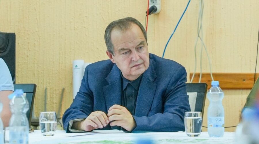 NASTAVLJA SE RASPAD SOCIJALISTA: Još 13 članova napustilo SPS, među njima i kandidat za poslanika!