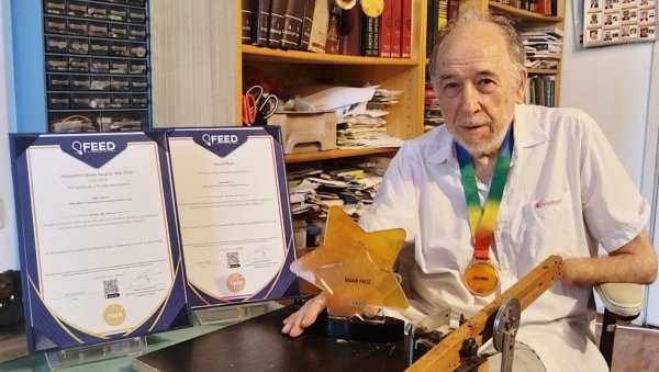 СРПСКИ ИЗУМ НАЈБОЉИ НА СВЕТУ: Вељко Милковић - добитник највећег признања на такмичењу иновација у Сингапуру СРПСКИ ИЗУМ НАЈБОЉИ НА СВЕТУ: Вељко Милковић - добитник највећег признања на такмичењу иновација у Сингапуру