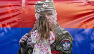 Sahrana Mladića: ‘Strašna greška, biće ogroman problem za Srbiju’