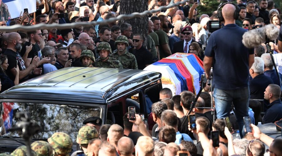 Sahrana Ratka Mladića pod lupom sveta