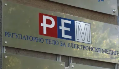 Savet REM-a dobio predsednika usred kampanje: Predsednik dogovoren pre glasanja, odluka o Informeru odložena