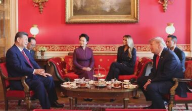 Si Đinping i Peng Lijuen razgovarali uz čaj sa predsednikom SAD Donaldom Trampom i njegovom suprugom